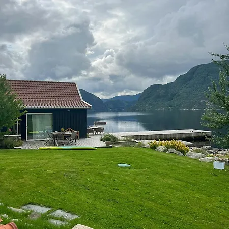 펜션 Country With And Dock In