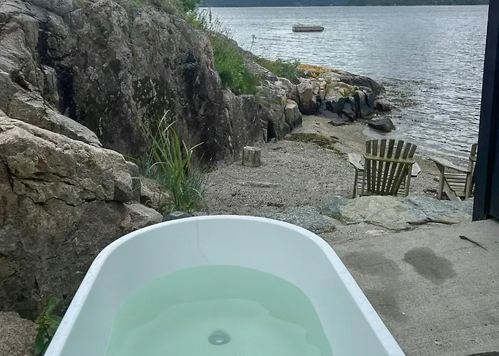 Country With And Dock In Casa de Férias Erfjord