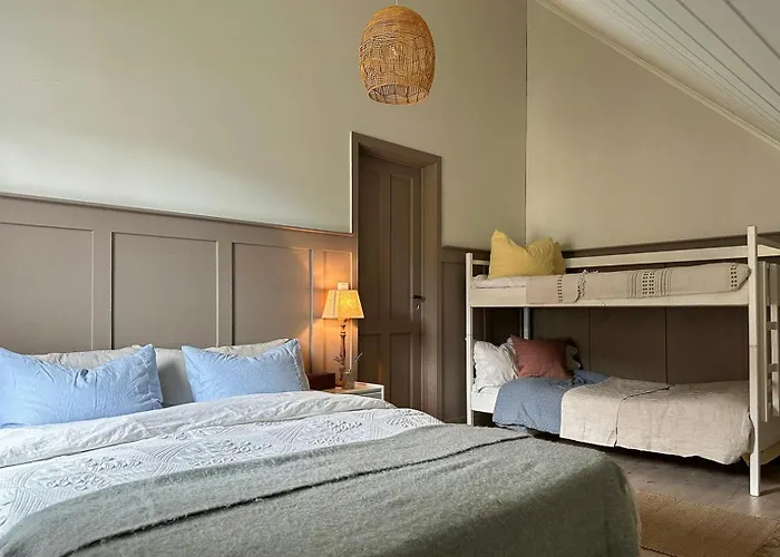 Country With And Dock In 度假居 *